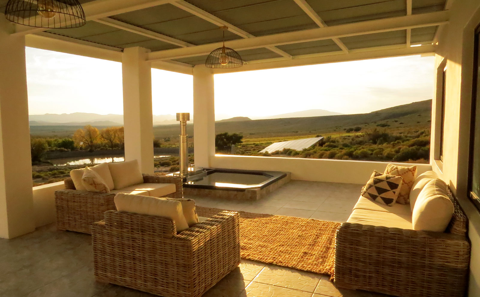 Desert Wind accommodation shoot